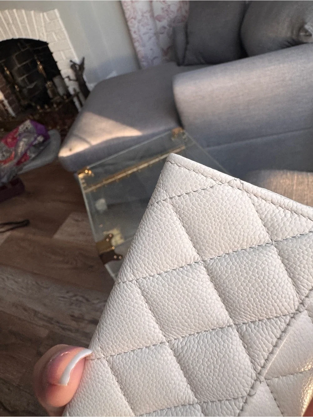 CHANEL compact quilted
